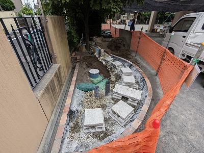 ビオトープ　施工中