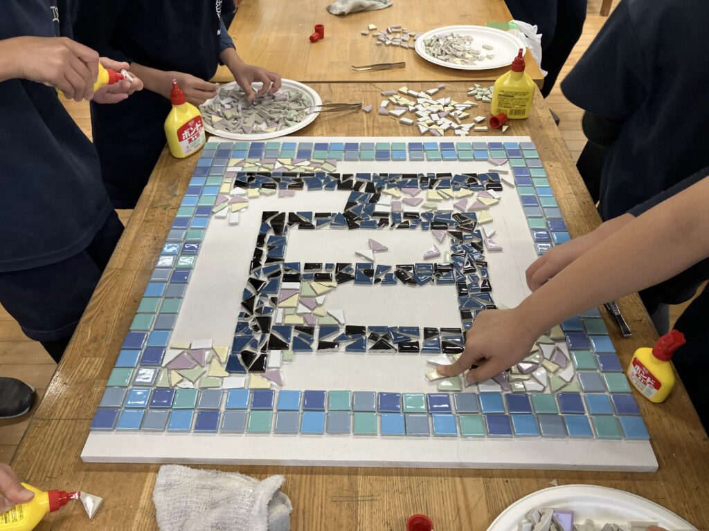 モザイクタイルプレートづくり